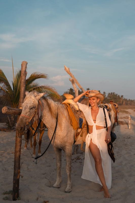Eminence &times; Puerto Escondido, photograph 9