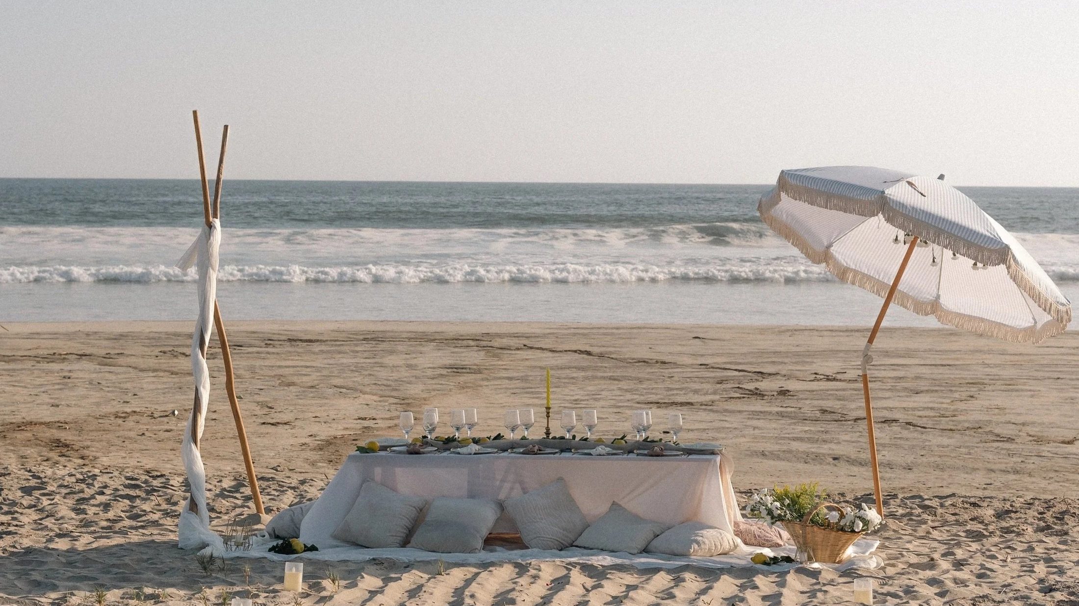 Eminence &times; Puerto Escondido